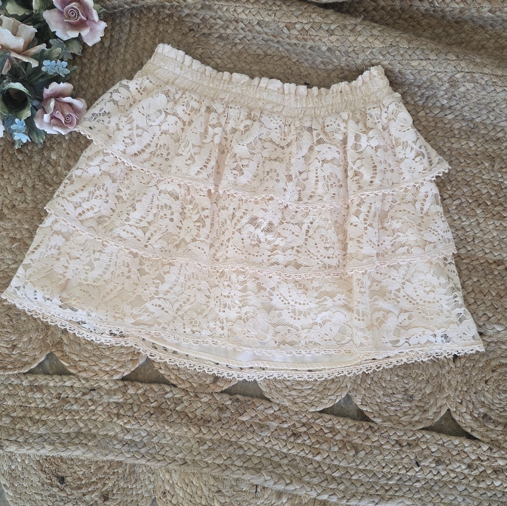 LoveShackFancy Lace Tiered Mini Skirt S | NWT $325 | Coquette Cottagecore - Picture 8 of 8